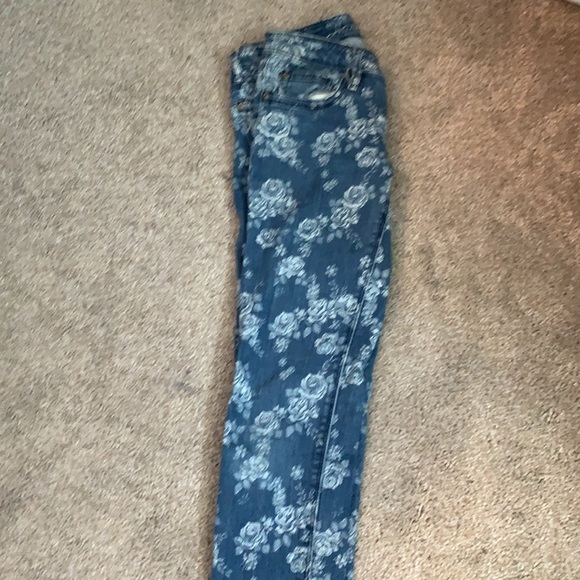 Harlow Premium Jeans - Picture 4 of 5